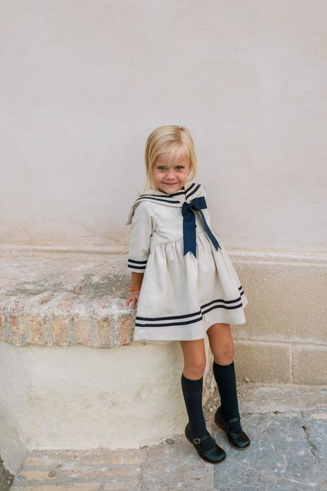 Old Money Baby Girl Outfits, Old Money Kids Outfits Girl, Preppy Toddler Girl Outfits, Old Money Toddler Outfits, Old Money Children Outfits, Old Money Kids Outfits, Old Money Baby Outfits, French Baby Style, Preppy Toddler Girl