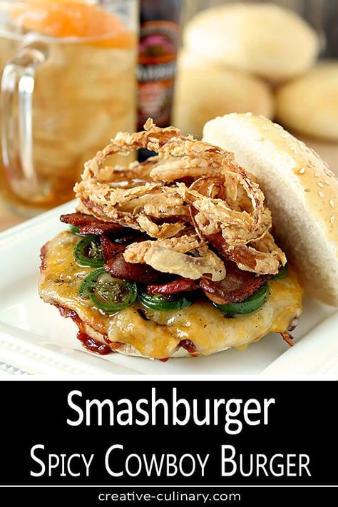 Cowboy Burger, Pineapple On Pizza, Mains Recipes, Sauce Cheddar, Jalapeno Bacon, Onion Strings, Summertime Food, Jalapeno Burger, Restaurant Copycat