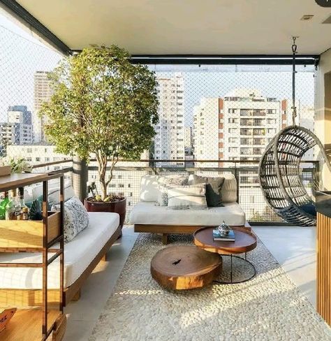 Big Balcony Decor, Rooftop Hammock, Small Balcony Design Apartments, Balcony Design Small, Modern Balcony Design, Balkon Decor, Modern Balcony, India Home Decor, Terrace Decor