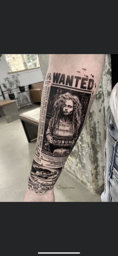 Bellatrix Lestrange Tattoo, Harry Potter Tattoo Sleeve, Harry Potter Portraits, Jack Sparrow Wallpaper, Harry Tattoos, Hp Tattoo, Potter Tattoo, Back Piece Tattoo, Alien Tattoo