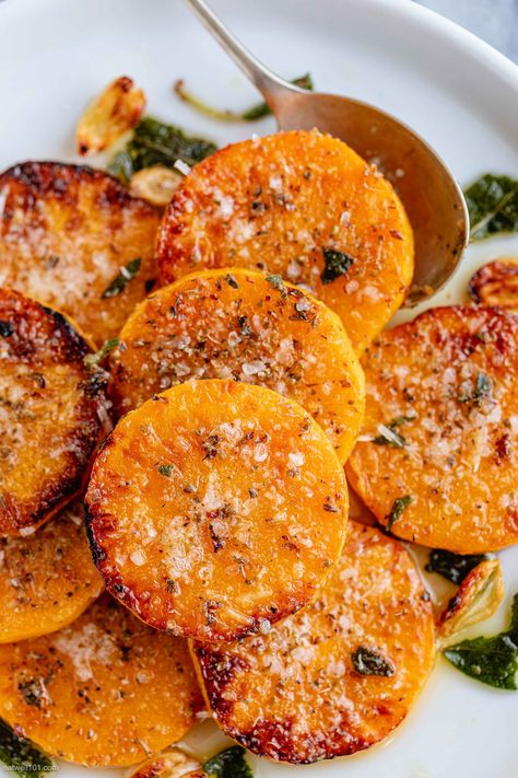 Parmesan Butternut Squash, Butternut Squash Side Dish, Squash Butternut, Roasted Garlic Butter, Butternut Recipes, Baked Butternut Squash, Baked Garlic, Butternut Squash Recipes, Veggie Side Dishes