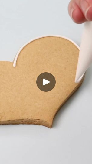 Square Christmas Cookies Decorated, Royal Icing Christmas Cookies Ideas Easy, Fall Cookies Decorated, Little Cookie Co, Square Cookies, Decorated Cookies Tutorial, Cookie Tutorials, Decorating Videos, Fall Cookies