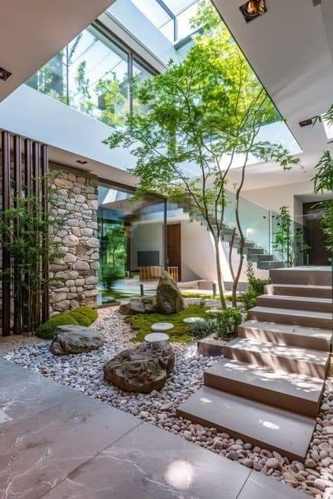 Stone Courtyard Ideas, Home Atrium Indoor Courtyard, Indoor Courtyard Ideas Modern, Pocket Courtyard, Courtyard Ideas Inside House, Courtyard Inside House, House With Indoor Garden, Luxury Courtyard, Apartment Stairs