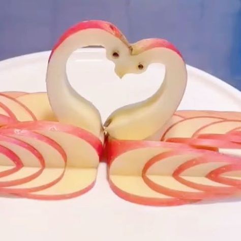 Apple Garnish, Apple Swan, Food Garnishes, January 9, Food Art, Apples, Instagram, Art