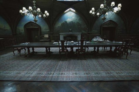 *Film: Dark Shadows (2012) / Production Designer: Rick Heinrichs / Set Decorator: John Bush Dark Shadows Movie, Dining Room Wainscoting, Gothic Interior, Gothic Furniture, Long Dining Table, Dark Shadows, Gothic Architecture, Gothic House, Film Set