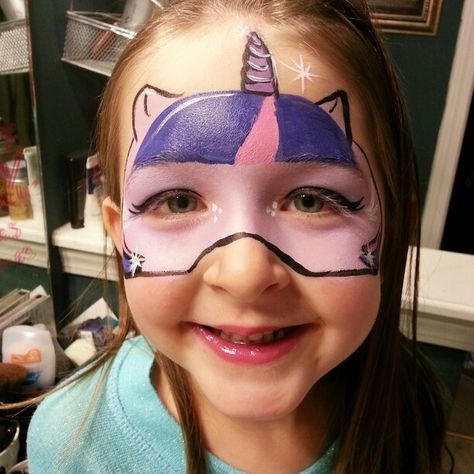 Twilight Sparkle face paint by Cheeky Munchkins Twilight Sparkle Face Paint, Holloween Costumes, Fair Face, Summer Fair, My Little Pony Party, Holloween Costume, Pony Birthday, Pony Party, Halloween 2016