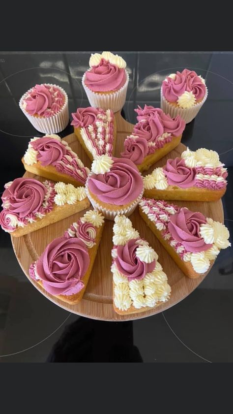 Delish Cakes, Fondant Cake Designs, Pizza Cake, Cupcake Cake Designs, Baking Goods, Bakery Ideas, Creative Cake Decorating, Decorating Cakes, Easy Cake Decorating