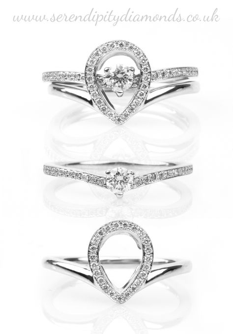 Matching engagement wedding ring sets, comprising interlocking rings that work together. Each ring differs significantly but together they produce an entirely new and unique piece of jewellery. Interlocking Engagement And Wedding Ring, Interlocking Rings Engagement, Interlocking Wedding Rings, Jacket Ring, Types Of Wedding Rings, Engagement And Wedding Ring, Wedding Ring Shapes, Interlocking Rings, Gorgeous Rings