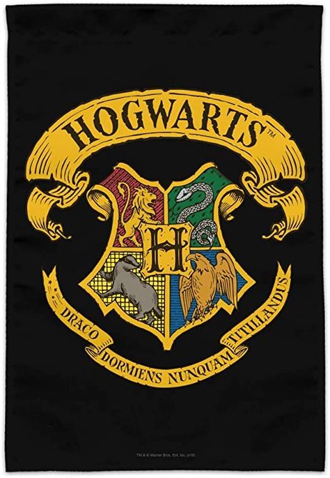 Amazon.com : GRAPHICS & MORE Harry Potter Ilustrated Hogwart's Crest Garden Yard Flag : Garden & Outdoor Harry Potter Crest, Harry Potter Logo, Tapeta Harry Potter, Harry Potter Poster, Hogwarts Crest, Art Origami, Harry Potter Drawings, Harry Potter Birthday, Diamond Painting Kits