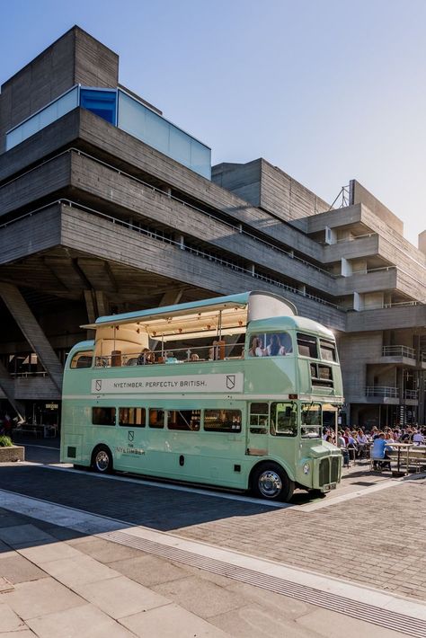 Bus Store, Bus Food Truck, Bus Cafe, Bus Restaurant, Family Of 8, Converted Bus, Vintage Bus, Bus Living, Food Cart Design