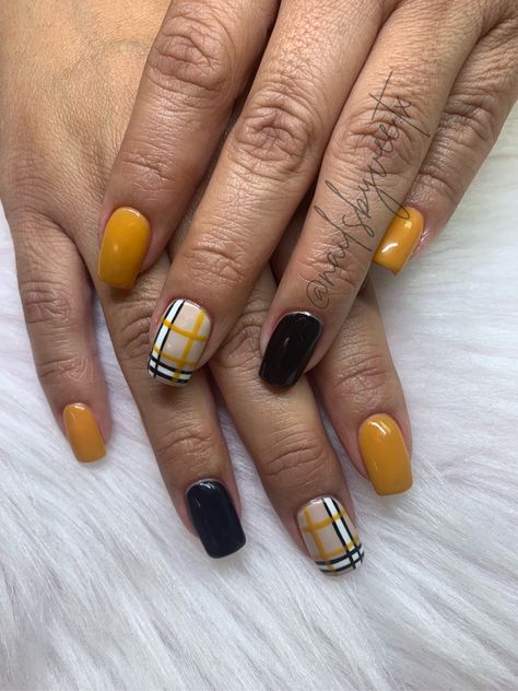 yellow nails, black nails, square nails, plaid nails, fall nails, short nails, fall designs Yellow Plaid Nails Design, Plaid Short Nails, Fall Nails With Stripes, Dark Yellow Nails Fall, Fall Yellow Nails Acrylic, Nail Designs Fall Gel Square, Yellow Plaid Nails, November Nail Ideas Square, Yellow Fall Nails Design