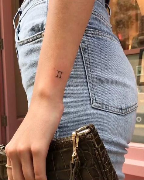 Gemini Sign Tattoo, Zwilling Tattoo, Needle Tattoo, M Tattoos, Single Needle Tattoo, Gemini Tattoo, Petite Tattoos, Small Girl Tattoos, Gemini Sign