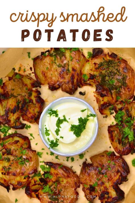 Crispy smashed potatoes (also called crushed potatoes) with just 5 ingredients and a simple method; you'll love this new way to serve up super crispy, flavorful spuds! Crash Potatoes, Crispy Potatoes In Oven, Potatoes With Herbs, Vegan Cheddar Cheese, Potato Tots, Smashed Potatoes Recipe, Crushed Potatoes, Potatoes In Oven, Low Sugar Desserts