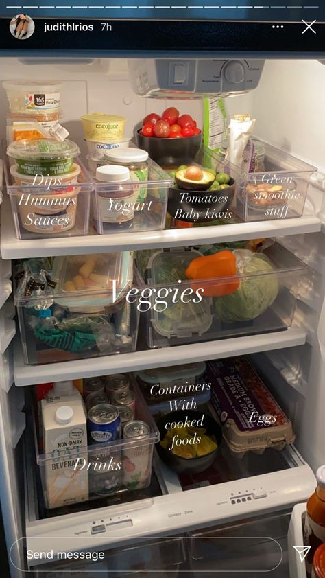 Stocked Fridge Goals, Fridge Goals Healthy Food, Full Fridge Goals, Healthy Refrigerator, Fridge Goals, Stocked Fridge, Dream Fridge, Full Fridge, Healthy Fridge