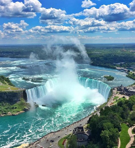 Niagara Falls, Ontario, Canada. - Album on Imgur Reka Bentuk Grafik, Matka Natura, Air Terjun, Fotografi Alam Semula Jadi, Beautiful Waterfalls, Alam Yang Indah, Alam Semula Jadi, Landscape Nature, Beautiful Places To Travel