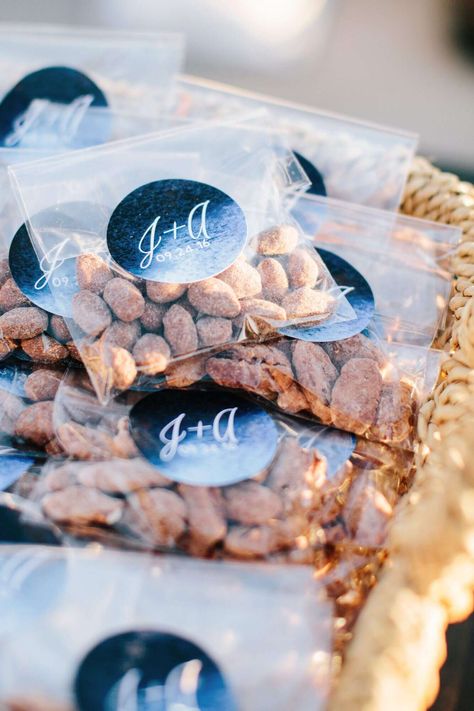 julie anthony real wedding almonds Wedding Almonds, Summer Wedding Reception, Anniversary Favors, Creative Wedding Favors, Inexpensive Wedding Favors, Edible Favors, Best Edibles, Favors Ideas, Candy Wedding Favors