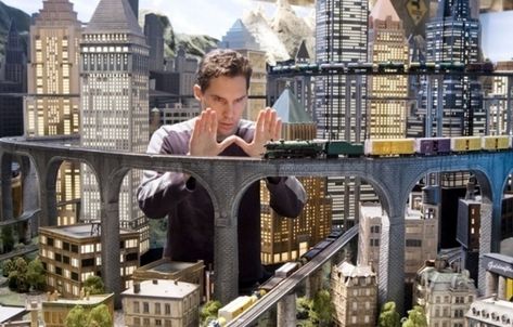 Famous Movie Scenes That Were Actually AMAZING Miniatures - Wow Gallery Metropolis Superman, Film Harry Potter, Famous Movie Scenes, Model Training, Superman Returns, Train Miniature, Model Train Sets, Epic Movie, Model Train Layouts