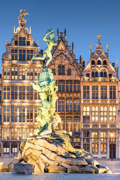 Top 10 Weekend Trips From Amsterdam, Netherlands Bicycle Holiday, Manneken Pis, Visit Belgium, Belgium Travel, Tourist Sites, Netherlands Travel, Amsterdam City, Famous Places, Weekend Trips