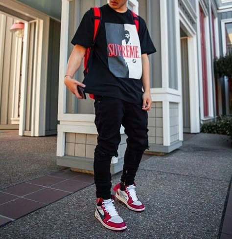 Air Jordan Outfits Men, Jordan 1 Outfit Men, Jordans Outfit For Men, Air Jordan 1 Red, Air Jordan Outfit, Jordan 1 Red, Sneakers Outfit Men, Jordan 1 Outfit, Air Jordan 1 Outfit