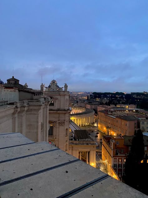 Rome Italy Aesthetic Night, Mafia Italy, Rome Nightlife, Tiramisu For Two, Italy At Night, Rome Italy Aesthetic, Italy Night, Rome At Night, Vatican City Italy