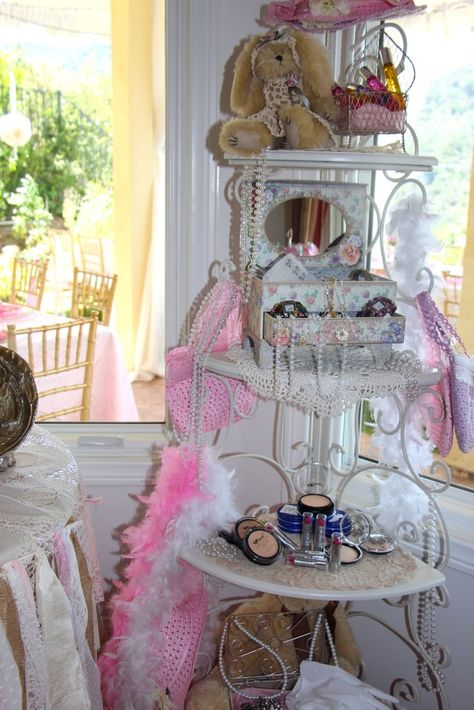 Her Dress-Up Station Vintage Birthday Party, Dress Up Stations, Dress Up Storage, Chic Birthday Party, Shabby Chic Birthday, Vintage Birthday Parties, Chic Birthday, Tea Party Birthday, Shabby Chic Vintage