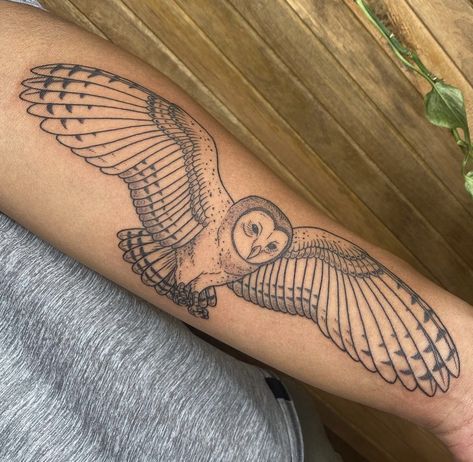 barn owl tattoo on forearm Owl Tattoo Arm, Owl Wings Tattoo, Flying Owl Tattoo, Tattoos On Chest, Owl Tattoo Ideas, Barn Owl Tattoo, Tattoo Ideas Males, Biblical Tattoos, Flying Owl