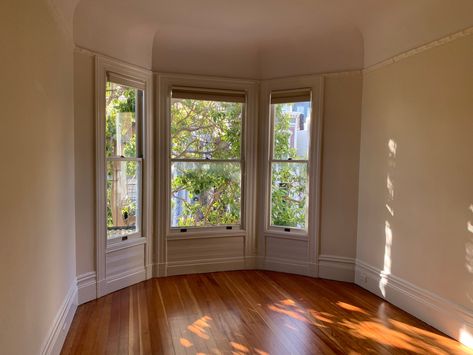 Victorian Homes Interior Modern, Victorian Bay Window, San Francisco Victorian Houses, Old San Francisco, San Francisco Victorian, San Francisco Home, Yellow Couch, Shades Of Blue And Green, Victorian Home Interior