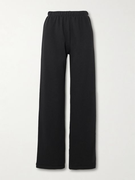 Éterne is the brainchild of stylist Chloé Bartoli, who believes every woman needs a few key items - like these sweatpants - in her wardrobe. Ideal for casual days, they're logo-embroidered, cut for a relaxed fit from soft cotton and modal-blend jersey and have a comfortable elasticated waist. Make it a set with the coordinating sweatshirt. Luxury Sweatpants, Chloe Bartoli, Sweatpants Women, Wishlist 2024, Black Sweats, Coffee Talk, Flat Dress Shoes, Dress Flats, Black Sweatpants