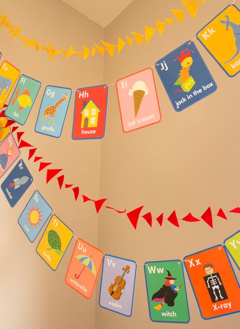 abc-flashcards Abc Theme Birthday Party, Abc Birthday Party Ideas, Alphabet Birthday Parties, Abc Birthday Parties, Card Garland, Alphabet Party, Alphabet Christmas, Alphabet Birthday, Abc Party