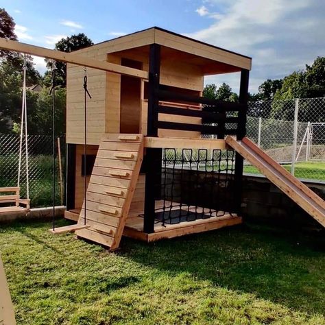 Kids Backyard Playground, Play Area Backyard, Backyard Kids Play Area, Tree House Diy, Backyard Playhouse, Diy Playground, Casa Patio, Backyard Playground, Backyard Play