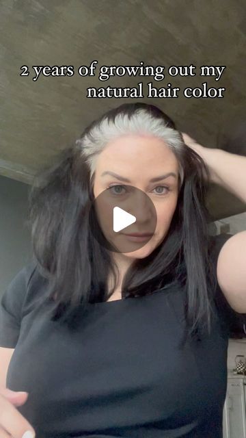 Highlights Inside The Hair, Grey And Dark Hair Color, Hair Color Gray Highlights, Grey Hair Grow Out, Brunette With Gray Hair, Black To Gray Hair Transition, Grey Highlights Brown Hair, Gray Blending Black Hair, Hair Colour For Greying Hair