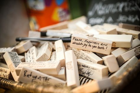 40 Personal DIY Details From Real Weddings: A “guest book” consisting of Jenga blocks signed by the wedding guests. Jenga Wedding Guest Book, Jenga Wedding, Creative Wedding Guest Books, Unique Guest Book Alternatives, Fun Guest Book, Creative Guest Book, Guest Book Ideas, Unique Wedding Receptions, Unique Guest Book