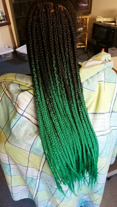 Green Braided Hairstyles For Black Women, Green And Black Hair Braids, Box Braids Green, Dark Green Box Braids, Green Braiding Hair, Green Ombre Box Braids, Green Braids, Synthetic Dreadlocks Extensions, Rasta Hair