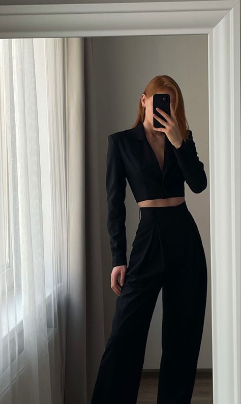 Girl Workout Routine, Girl Workout, Wide Trousers, Teenage Fashion, Glam Dresses, Cropped Jacket, Teenage Fashion Outfits, Crop Jacket, Black Outfit