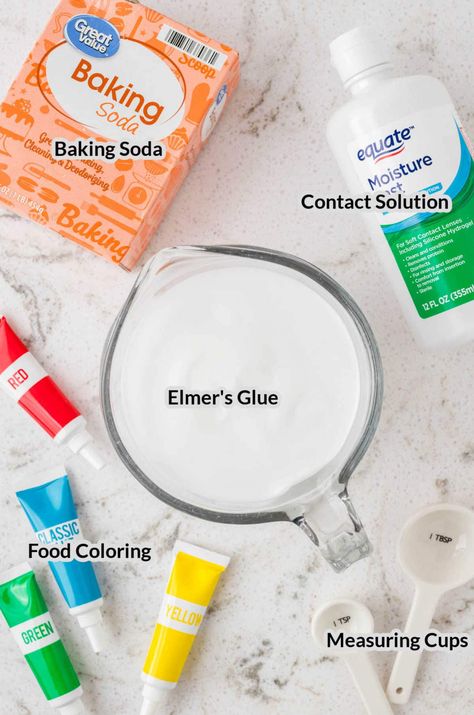 Learn how to make Homemade Slime at home with only a few ingredients! It only takes a few minutes to make and will keep your kids busy for hours. So much fun! White Glue Slime Recipe, Homemade Slime Recipe Easy, How To Make Slime At Home, Slime Ingredients List, How To Make Slime For Kids, Homemade Slime For Kids, Make Slime, 3 Ingredient Slime, Ingredients To Make Slime