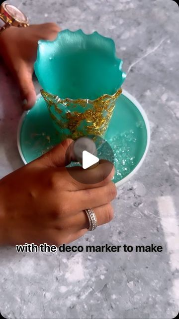 Mdf Resin Art, Epoxy Resin Crafts Silicone Molds, Diy Resin Coasters Tutorial, Resin Bowl Ideas, Resin Color Combinations, Diy Resin Painting, Resin Bowl, Resin Pen, 3d Epoxy