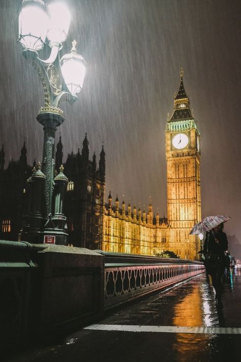 The Big Ben, London, United Kingdom. London Rain, London Wallpaper, London Dreams, Westminster Bridge, London Baby, London Aesthetic, Big Ben London, Mall Of America, Trip Planner