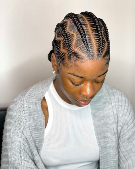 Cornrows Braids For Black Women Natural Hair, Cornrow Hairstyles For Black Women Corn Rows, Corn Row Designs, Corn Row Styles Natural Hair, Corn Row Braids Styles, Corn Rows Braids Black Women, Corn Row Braids Black Women, Cornrow Hairstyle, Hairstyle For Black Women