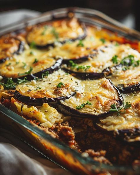 Authentic Greek Moussaka Recipe, Eggplant Recipes Greek, Greek Aubergine Recipes, Mousaka Recipe Best, Ground Beef And Eggplant Recipes, Lebanese Eggplant Recipes, Veggie Bake Recipes, Greek Eggplant Recipes, Chicken And Eggplant Recipes