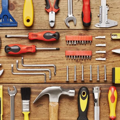 Home Decorators Shop at Hardware store like a pro!! Full frame shot of various hand tools arranged on wood Work Cubicle, Dark Black Wallpaper, Metal Grid, A Brick Wall, Tool Store, Real Estate Office, Modern Office Design, Office Floor, Hardware Shop