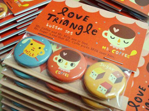 Love Triangle button set by Six Cent Press Button Display Artist Alley, Button Packaging Ideas, Button Badge Packaging, Button Pin Packaging, Button Badge Design Ideas, Button Pin Design Ideas, Convention Setup, Button Badge Design, Pin Packaging