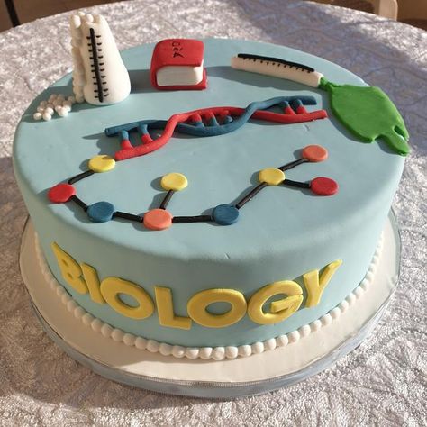 Biology Theme Cake, Biology Cake Ideas, Science Themed Cake, Biology Party, Biology Cake, Nurse Graduation Party Decorations, Science Cake, Doodle Cake, Science Major