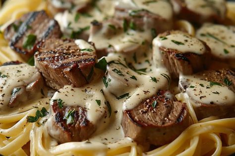 Olive Garden Steak Gorgonzola Alfredo Olive Garden Steak Gorgonzola Recipe, Steak Gorgonzola Alfredo, Gorgonzola Alfredo, Steak Alfredo, Steak Gorgonzola, Gorgonzola Pasta, Gorgonzola Recipes, Steak Pasta, Olive Garden Recipes