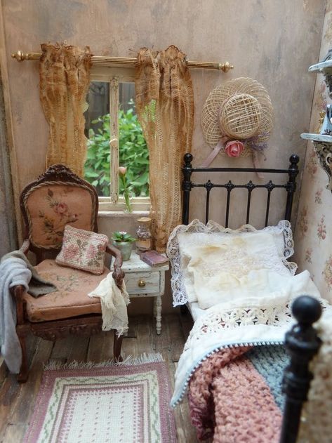 My second favorite era to decorate with...the Wild West.  This totally looks like it belongs in a saloon. Doll House Bedroom, Dollhouse Bedroom, Design House Stockholm, Dolls House Interiors, House Bedroom, Shabby Chic Bedroom, Miniature Rooms, Miniature Houses, Room Box