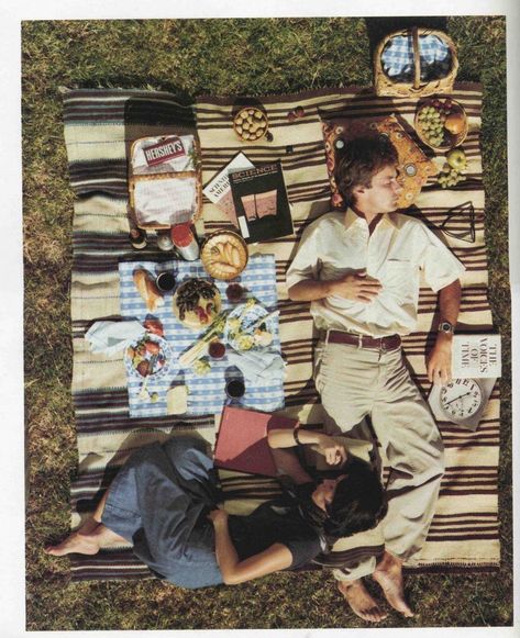 YOUR 70’S AESTHETIC Picnic Fashion, Behind Blue Eyes, Vintage Picnic, Company Picnic, Aesthetic Couple, Picnic Date, Picnic Time, Charles & Ray Eames, Happy Memorial Day