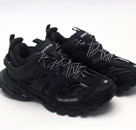 Black Balenciaga Shoes, Black Balenciaga Sneakers, Balenciaga Track Black, Balenciaga Track Trainers, Balenciaga Trainers, Balenciaga Track Sneakers, Trendy Shoes Sneakers, Black Platform Shoes, Shoe Ideas