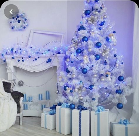 Blue White Christmas Tree, Blue White Christmas, Cloth Photography, Wonderland Christmas, Themed Photography, Blue Christmas Decor, Holiday Trees, Studio Office, Blue Christmas Tree