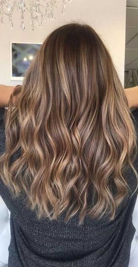 Beautiful Light Brown Hair, Beachy Balayage, Light Brown Hair Color, Light Brunette Hair, Color Balayage, Brown Hair Inspo, Brunette Hair With Highlights, Brown Hair Color, Stunning Hairstyles