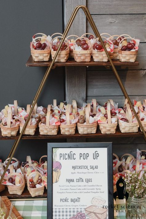 Fall Resident Event Ideas, Picnic Bridal Shower Ideas, Framers Market, Wooden Picnic Basket, Resident Events, Berry Basket, Picnic Theme, Catering Display, Bridal Shower Party Favors