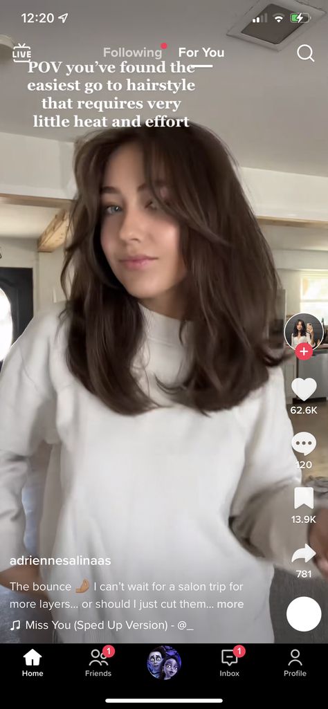 Layered Middle Length 90's Haircut, Medium Tousled Hair, Curtain Bangs Straight Hair Square Face, Medium Hair Curtain Bangs Round Face, Mid Length Hair With Layers Round Face Straight, Collarbone Length Hairstyle Women, Layered Hair Armpit Length, Fall Haircuts Shoulder Length, Face Frame Mid Length Hair